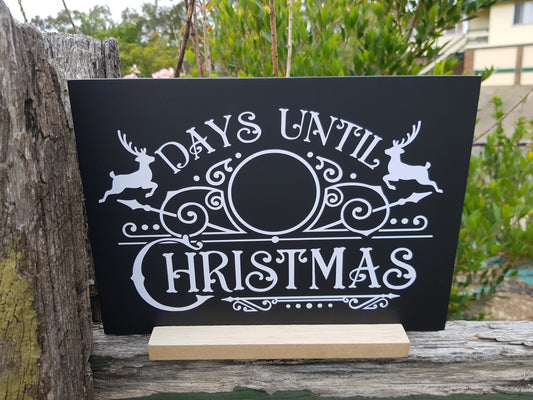 Christmas Xmas Countdown Chalkboard 21cm  by 29 cm with stand and chalk